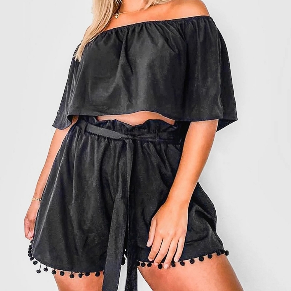 Plus Off Shoulder Pom Pom Short Co-ord